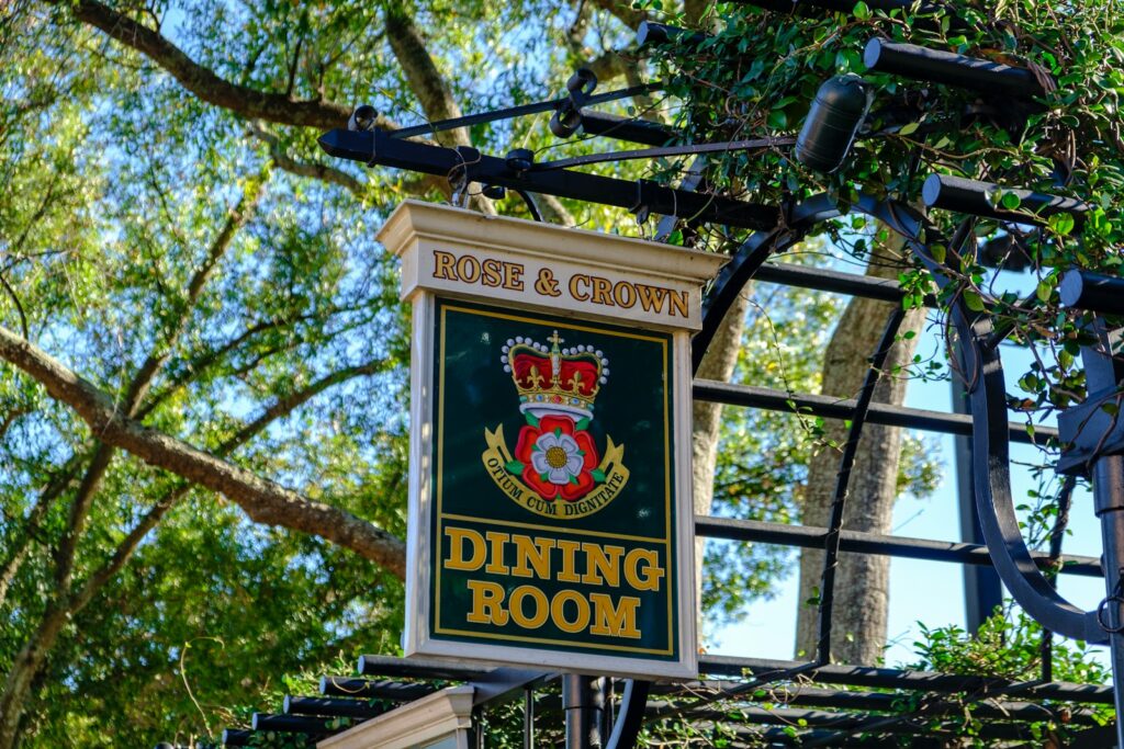 Rose & Crowd Dining Room sign at Epcot