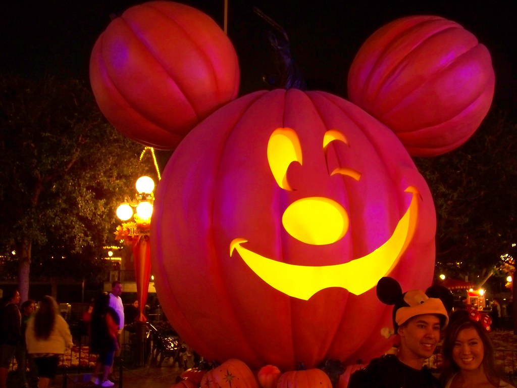 Mickey's Not-So-Scary Halloween Party Cost - is it worth it? Mickey pumpkin
