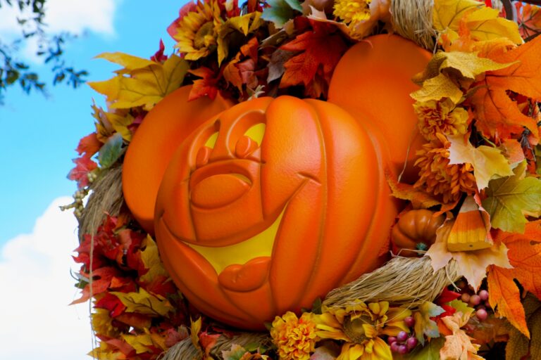 Mickey Jack o Lantern wreath during Mickey's Not-So-Scary Halloween Party